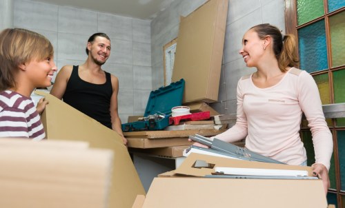 Packing boxes and moving supplies for a Hammersmith home move